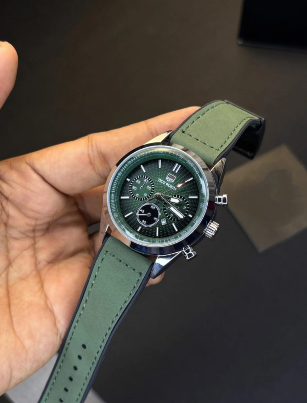 True Worth Non-Chrono Analog Watch