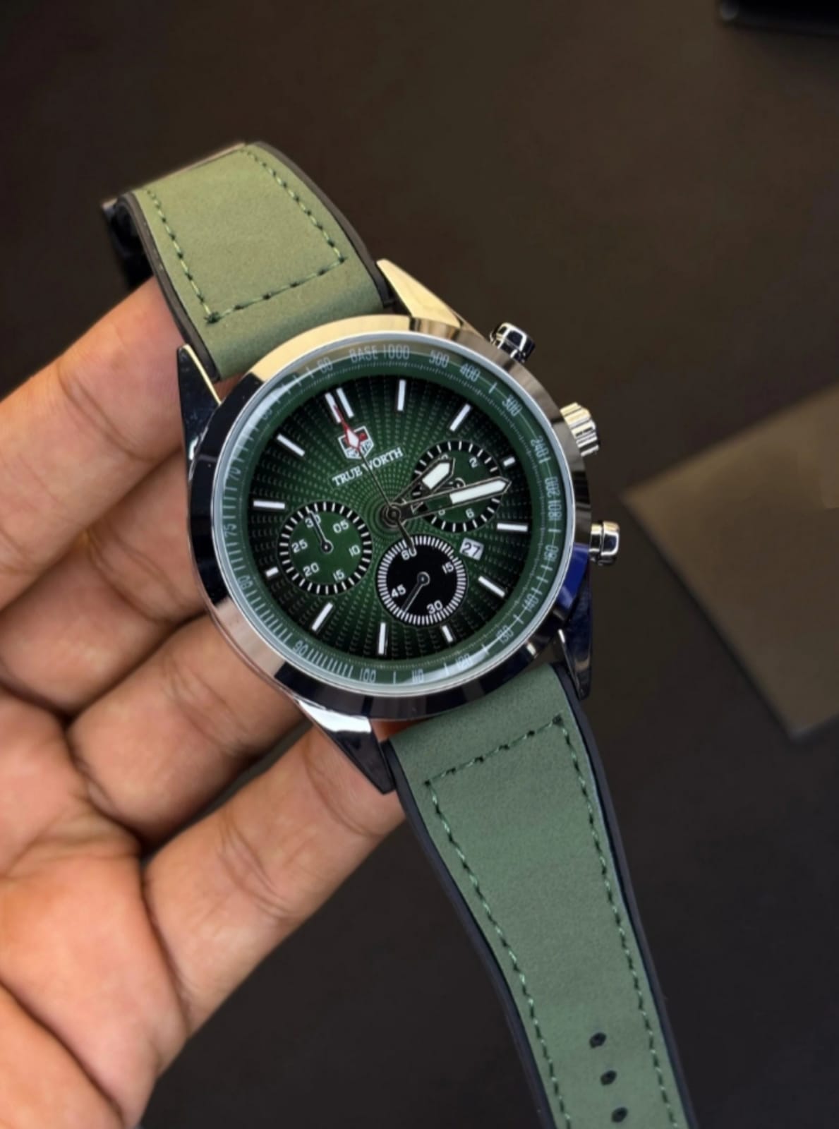 True Worth Non-Chrono Analog Watch